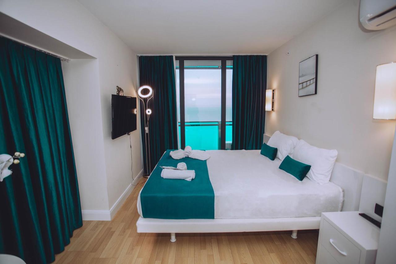 Batumi Luxury Resort & Sea View Aparthotel Dış mekan fotoğraf